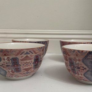 NWT- Set of 4 Ceramic Bowls